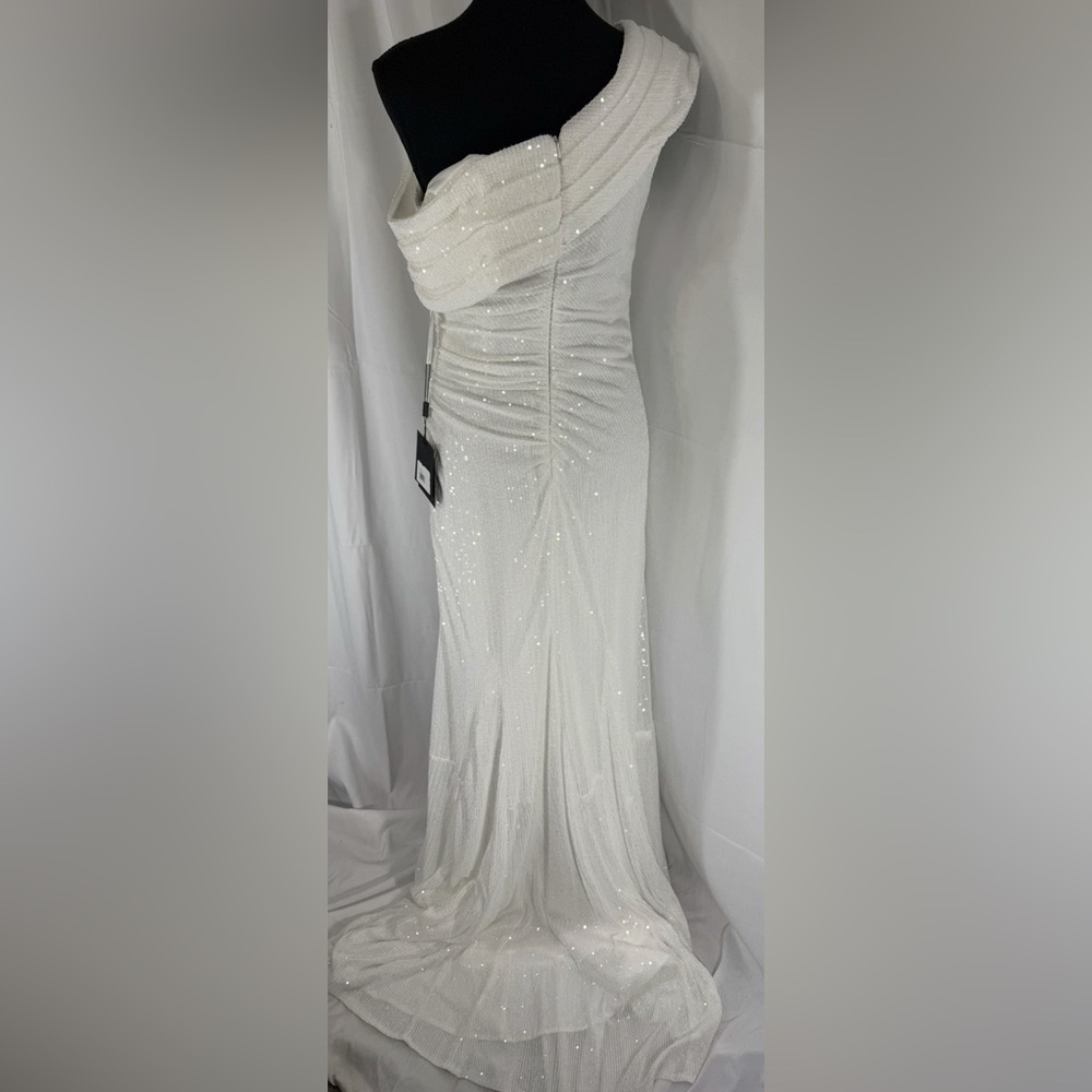 Ieena for Mac Duggal Ruched Sequined White Gown Size 8 NWT - Picture 6 of 10